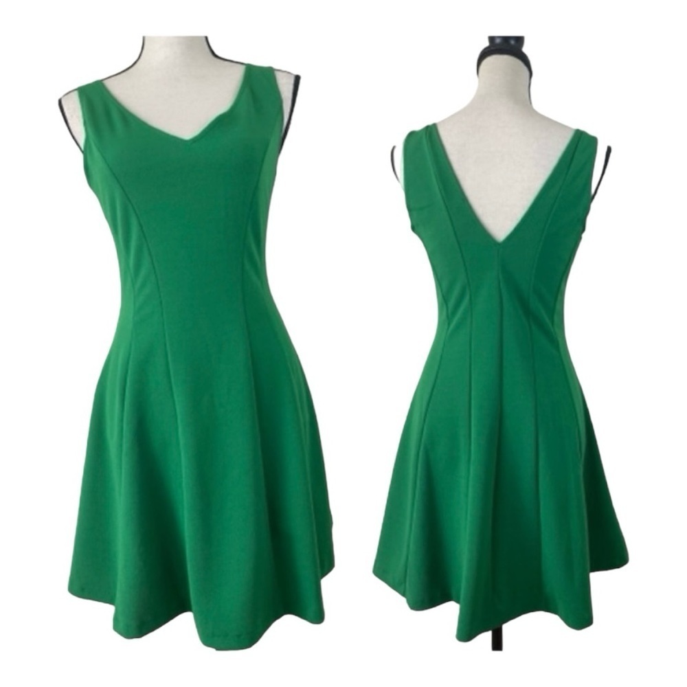 . Love...ady Dress. Sz. M. Green.